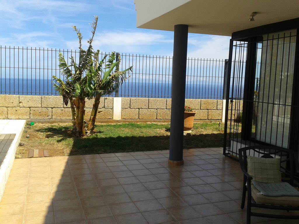 Luxury Ocean Views Heated Pool Private Holiday home *